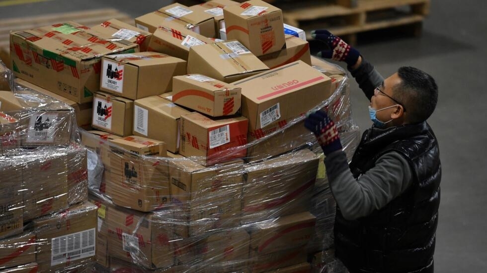 Hundreds of millions of Chinese shoppers went online